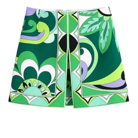 Zara Co-ord Set Green Print (S/M) - Picture 6 of 9